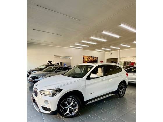 BMW X1 2.0 16V TURBO ACTIVEFLEX SDRIVE20I 4P AUTOMÁTICO BMW X1 2.0 16V TURBO ACTIVEFLEX SDRIVE20I 4P AUTOMÁTICO